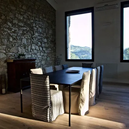 Il Casale Di Monte Venere Bed and Breakfast *