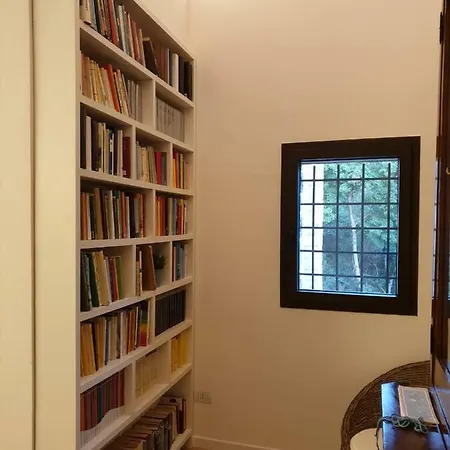 Il Casale Di Monte Venere Bed and Breakfast